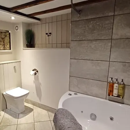 Apartman Dragon's Retreat 2 Bedroom *