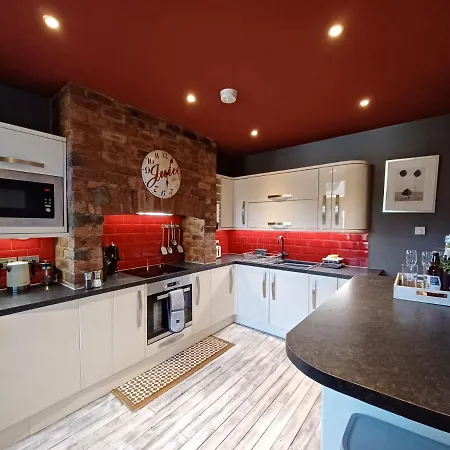 Apartman Dragon's Retreat 2 Bedroom Harrogate