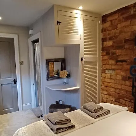 Dragon's Retreat 2 Bedroom * Harrogate