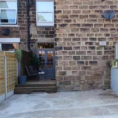 Dragon's Retreat 2 Bedroom * Harrogate