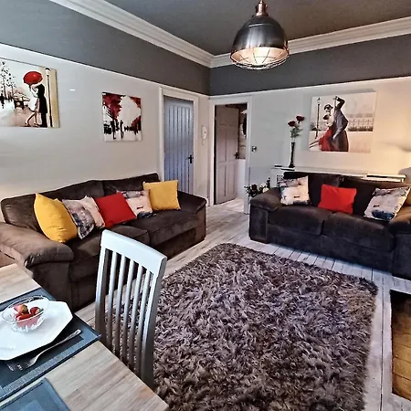 Dragon's Retreat 2 Bedroom Harrogate